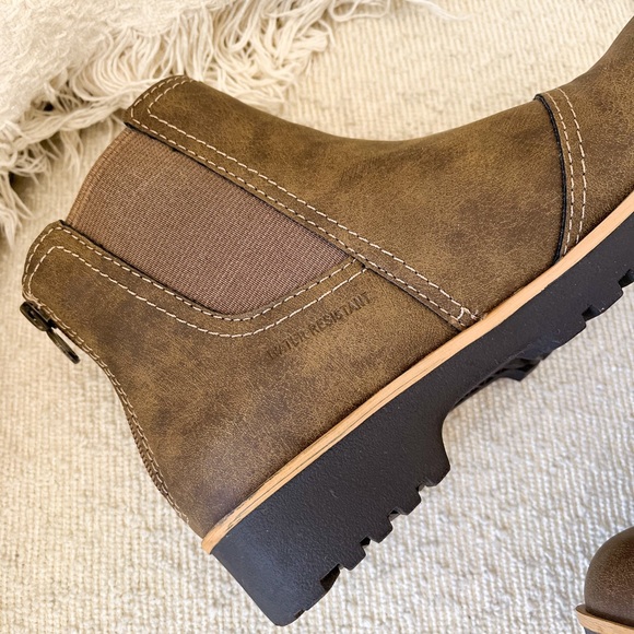 SOLD ON IG - Picture 2 of 6